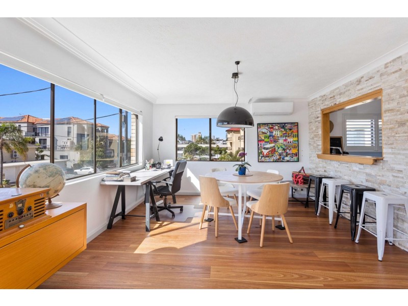 5/10 Fraser Avenue, Miami QLD 4220