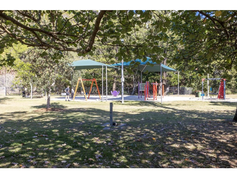 5/10 Fraser Avenue, Miami QLD 4220