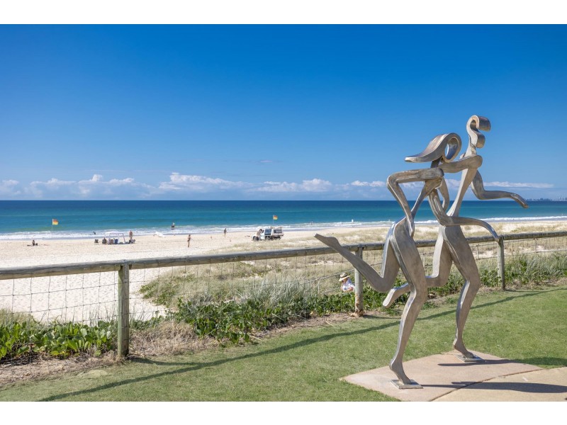 5/10 Fraser Avenue, Miami QLD 4220