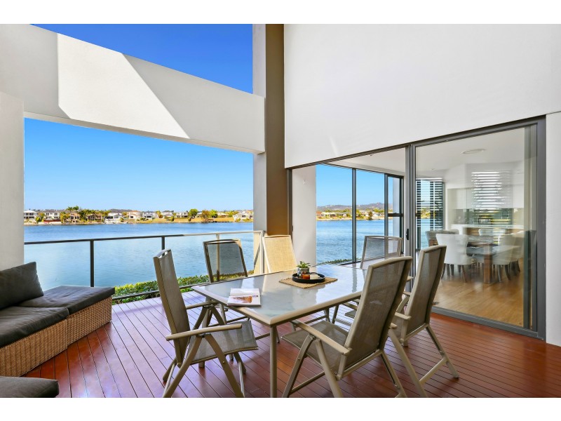 5/9 Moores Crescent, Varsity Lakes QLD 4227