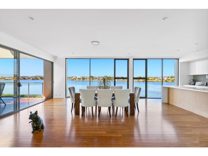 5/9 Moores Crescent, Varsity Lakes QLD 4227