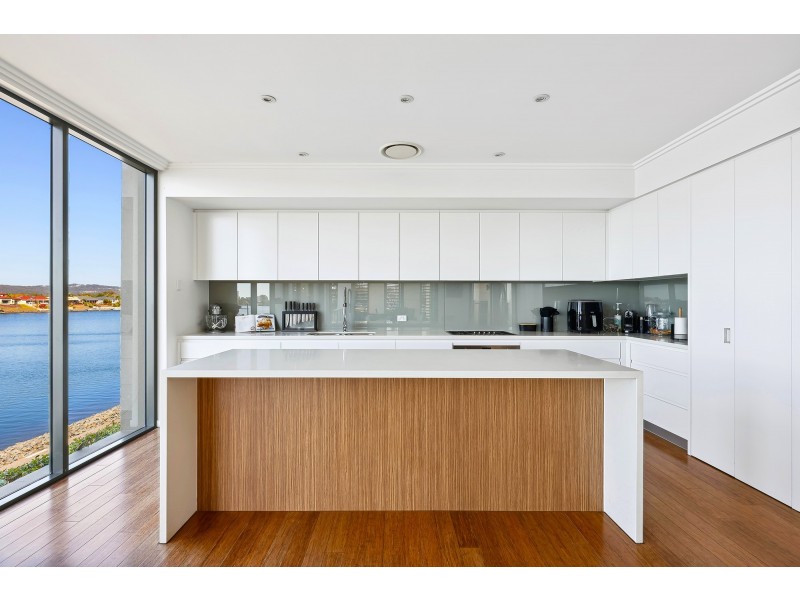 5/9 Moores Crescent, Varsity Lakes QLD 4227