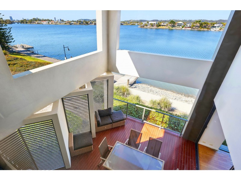 5/9 Moores Crescent, Varsity Lakes QLD 4227