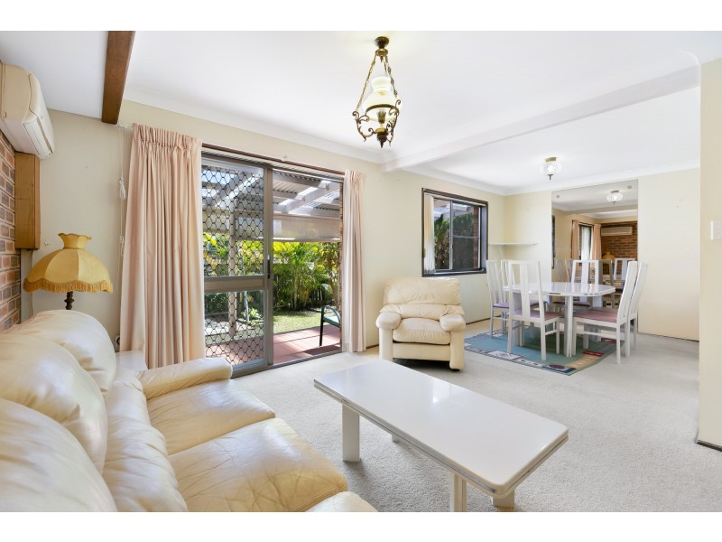 2/1 Havana Key, Broadbeach Waters QLD 4218