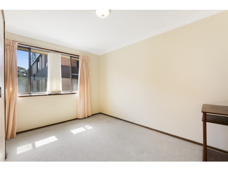 2/1 Havana Key, Broadbeach Waters QLD 4218