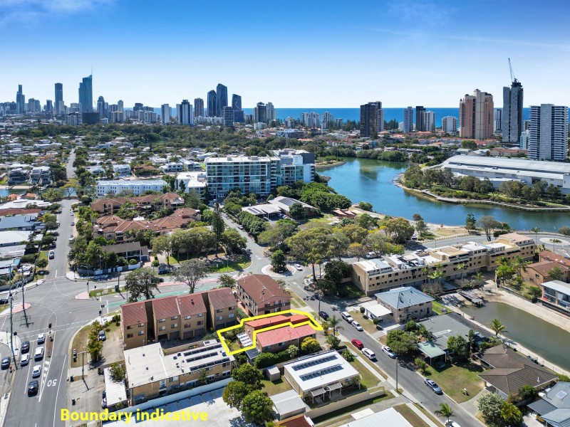 2/1 Havana Key, Broadbeach Waters QLD 4218