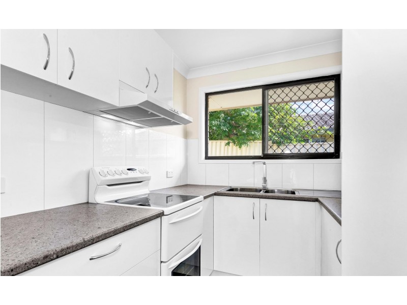 2/18 Caroline Avenue, Southport QLD 4215