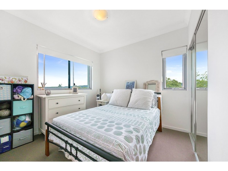 3210/397 Christine Avenue, Varsity Lakes QLD 4227