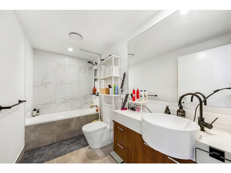 3210/397 Christine Avenue, Varsity Lakes QLD 4227