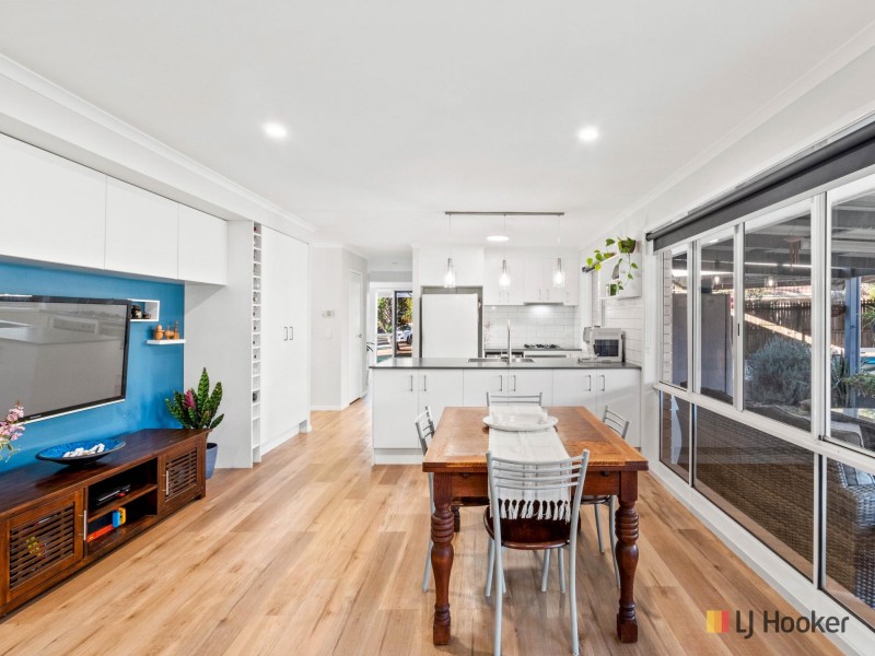 8 Hart Court, Murrumba Downs QLD 4503