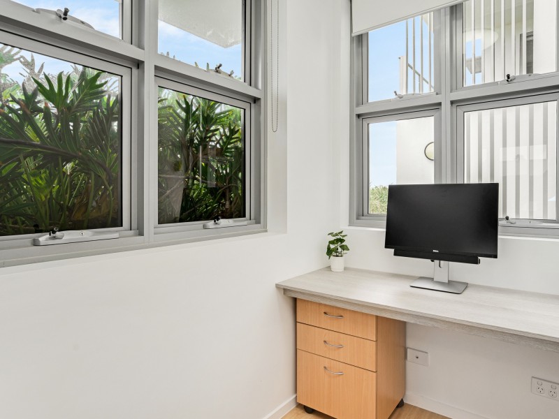 2112/42 Laver Drive, Robina QLD 4226