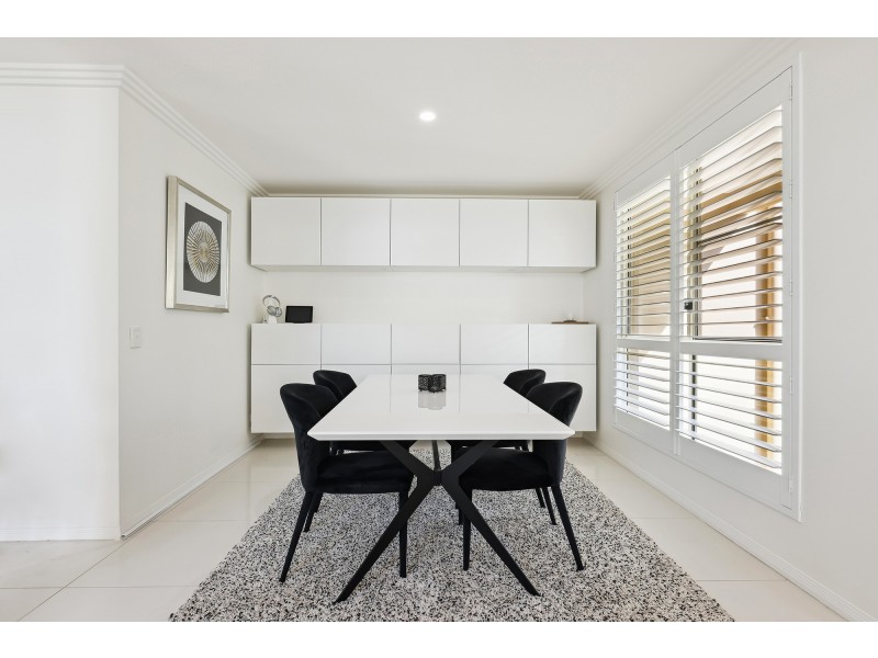 183/251 Varsity Parade, Varsity Lakes QLD 4227