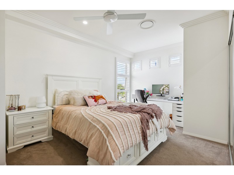 183/251 Varsity Parade, Varsity Lakes QLD 4227