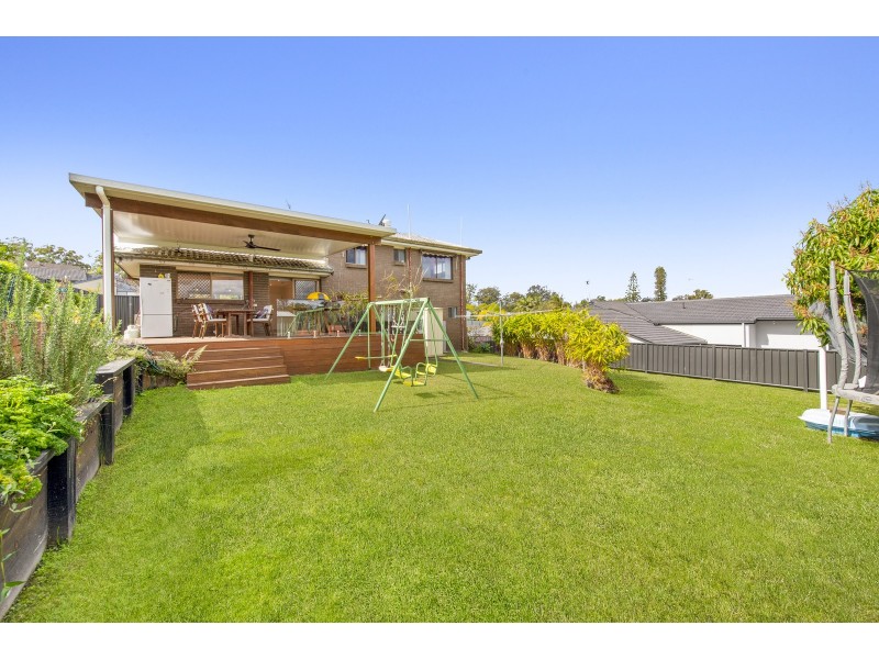 76 Mingaletta Drive, Ashmore QLD 4214