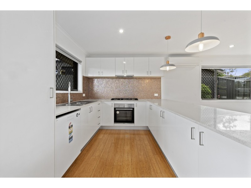 76 Mingaletta Drive, Ashmore QLD 4214