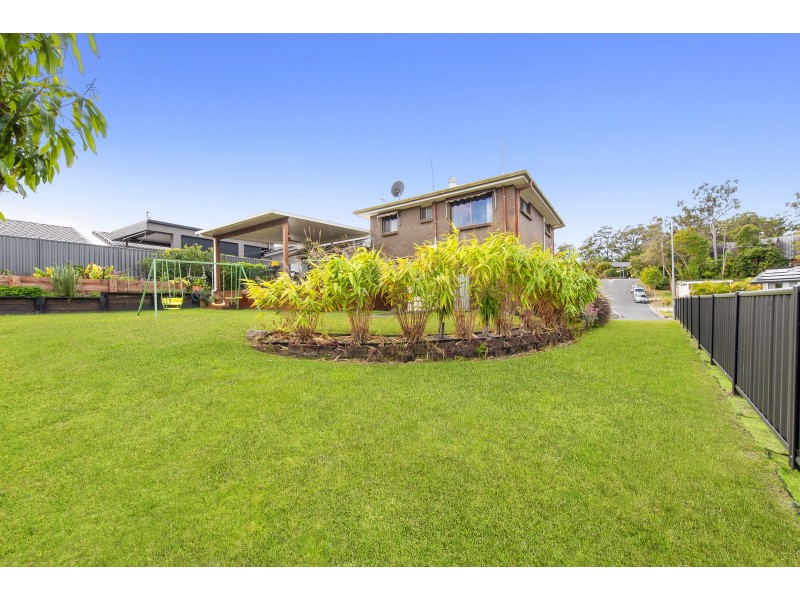 76 Mingaletta Drive, Ashmore QLD 4214
