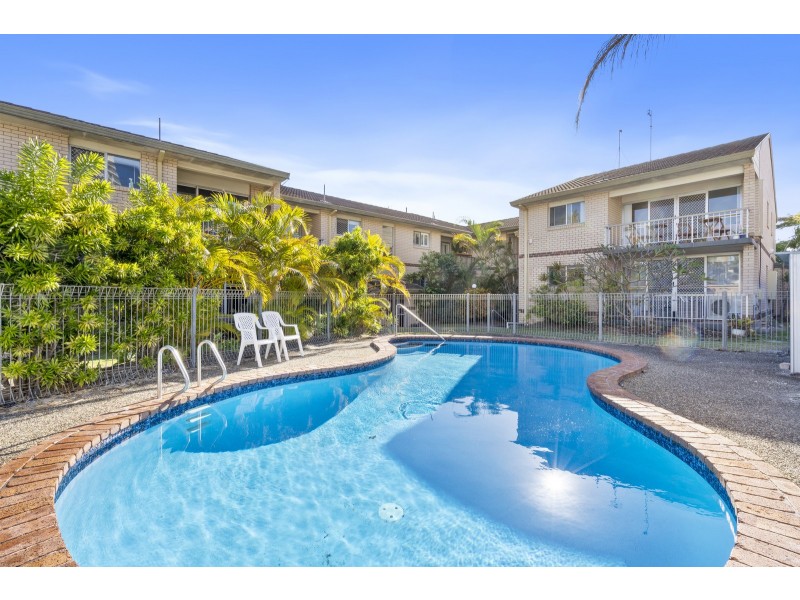 11/5 Christine Avenue, Miami QLD 4220