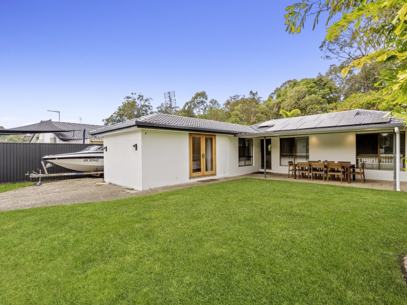 9 Guthrie Parade, Carrara QLD 4211