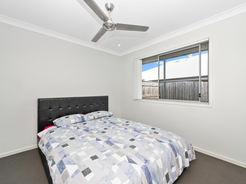 40 Phoebe Way, Gleneagle QLD 4285