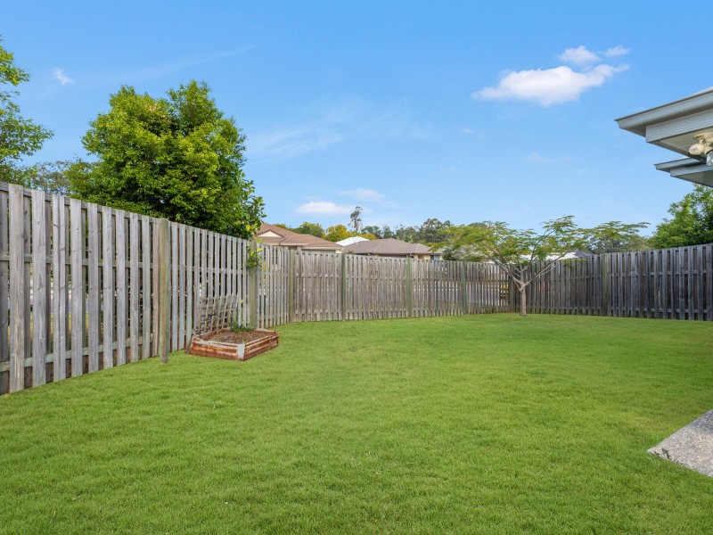 40 Phoebe Way, Gleneagle QLD 4285