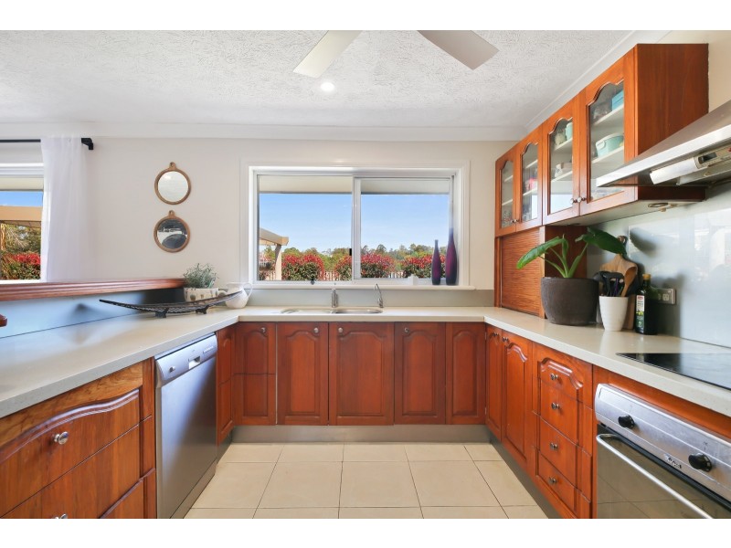 31 Vince Hinde Drive, Worongary QLD 4213