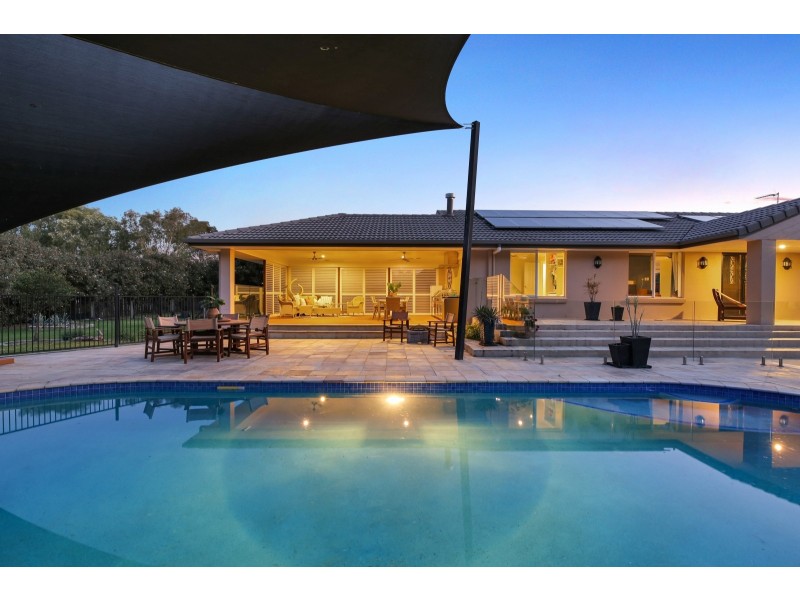 31 Vince Hinde Drive, Worongary QLD 4213