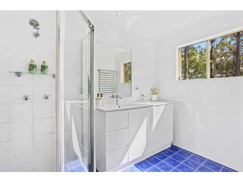 15 Barmark Court, Tallebudgera Valley QLD 4228