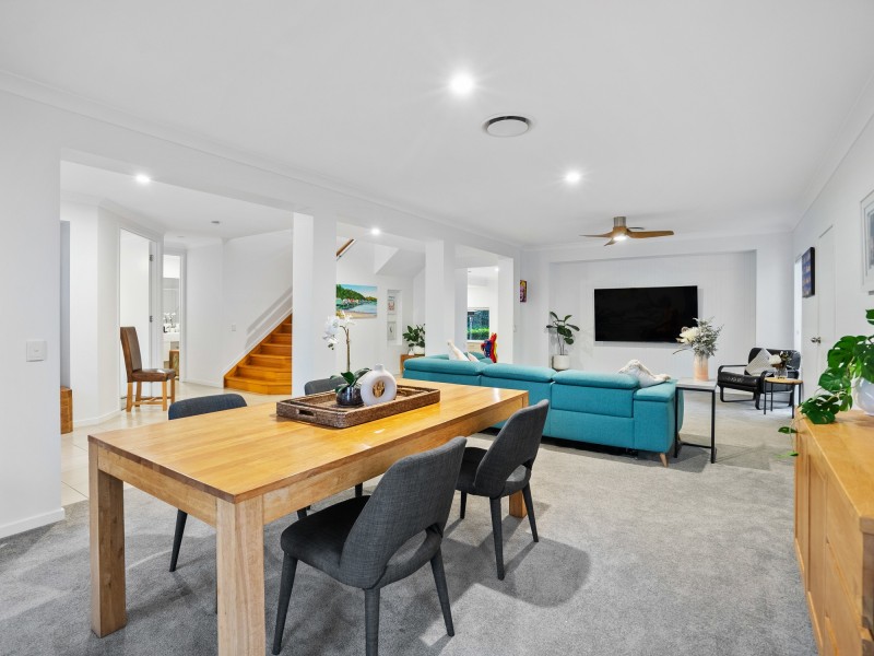27 Culgoora Crescent, Reedy Creek QLD 4227