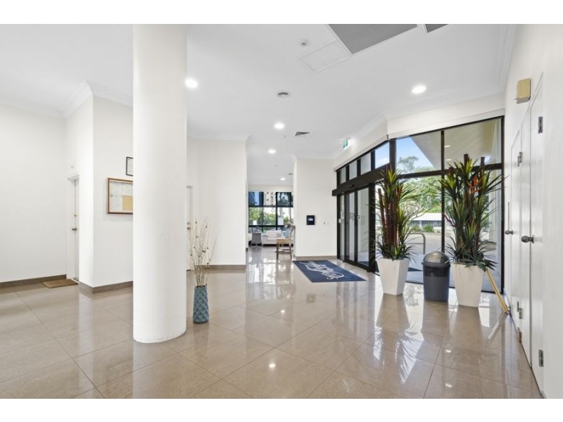 22/2890 Gold Coast Highway, Surfers Paradise QLD 4217