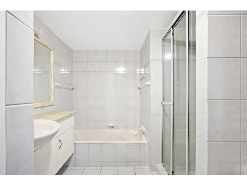 22/2890 Gold Coast Highway, Surfers Paradise QLD 4217