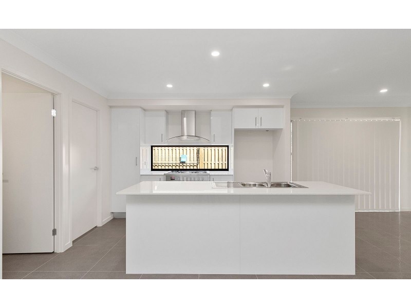 64 Challenger Way, Coomera QLD 4209