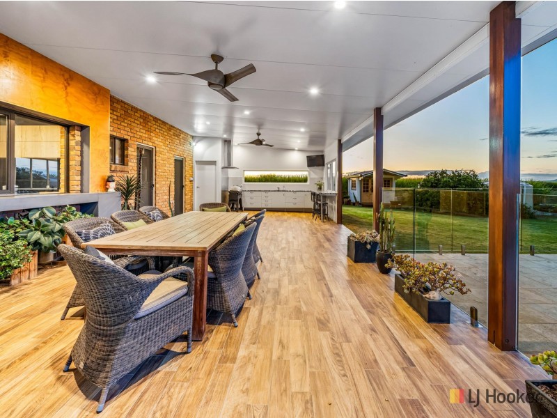 1027 Stapylton Jacobs Well Road, Woongoolba QLD 4207
