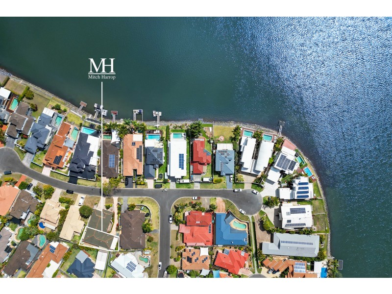 2/12 Washington Court, Varsity Lakes QLD 4227