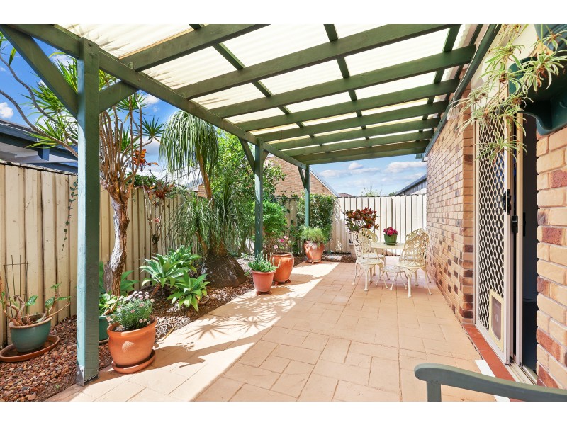 2/12 Washington Court, Varsity Lakes QLD 4227