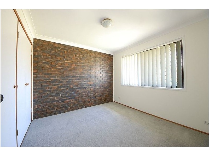 2/5 Russell Court, Miami QLD 4220