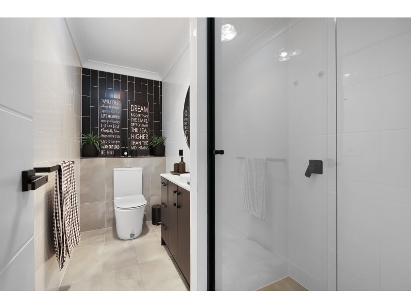 19a Hardys Road, Mudgeeraba QLD 4213
