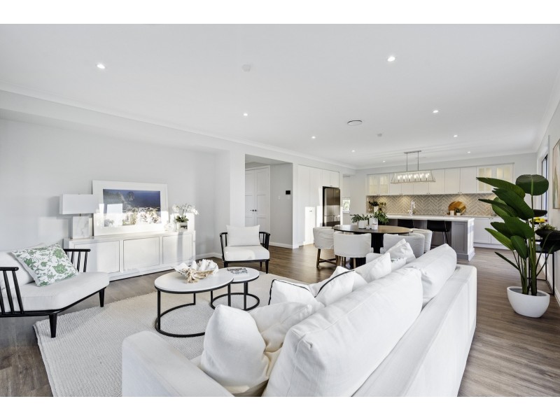 43 Whiptail Place, Advancetown QLD 4211