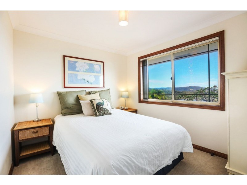 136 Strawberry Road, Bonogin QLD 4213