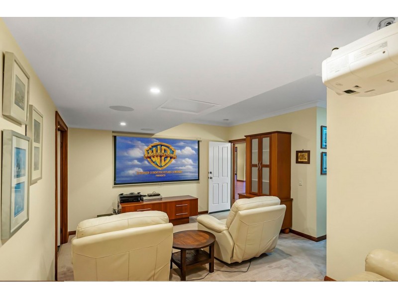 136 Strawberry Road, Bonogin QLD 4213