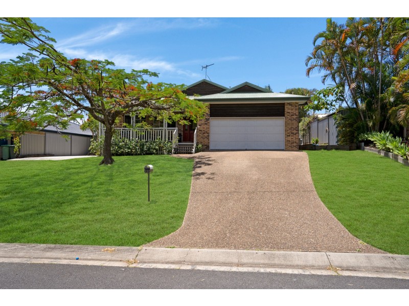 35 Cootharaba Drive, Helensvale QLD 4212