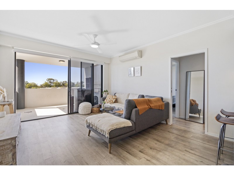 114/1-25 Parnell Boulevard, Robina QLD 4226