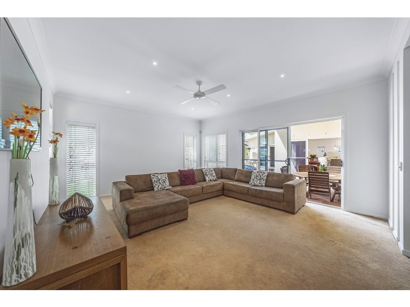 32 Southern Skies Avenue, Reedy Creek QLD 4227