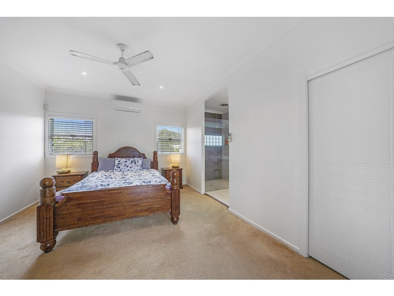 32 Southern Skies Avenue, Reedy Creek QLD 4227