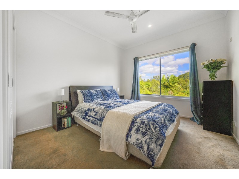 32 Southern Skies Avenue, Reedy Creek QLD 4227