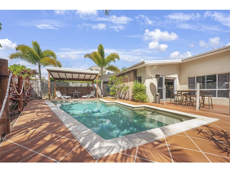 32 Southern Skies Avenue, Reedy Creek QLD 4227