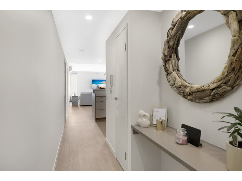 121/60 Riverwalk Avenue, Robina QLD 4226