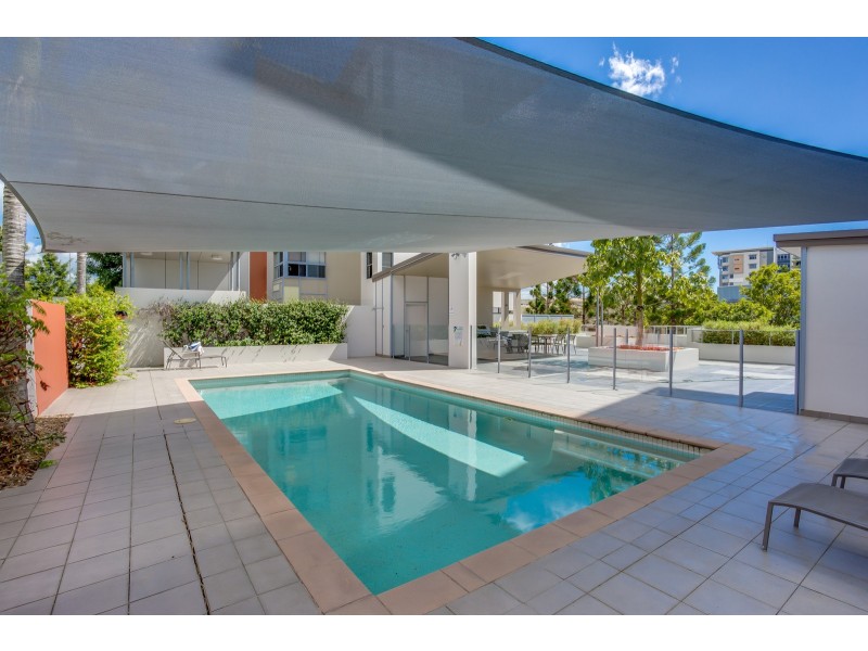 121/60 Riverwalk Avenue, Robina QLD 4226