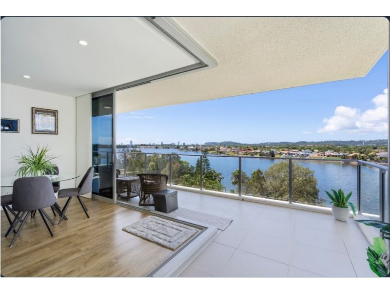 262/33 Lakefront Crescent, Varsity Lakes QLD 4227