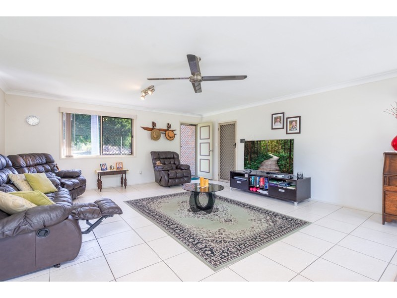 2-16 Curio Court, Tamborine QLD 4270