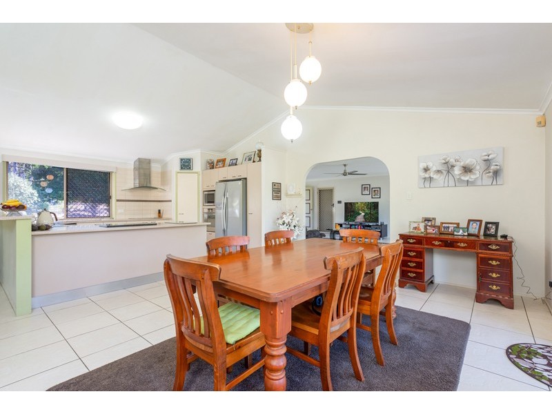 2-16 Curio Court, Tamborine QLD 4270